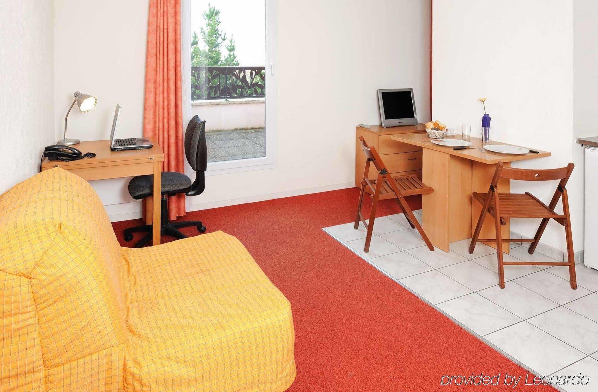Sejours & Affaires Nantes La Beaujoire Aparthotel Εξωτερικό φωτογραφία